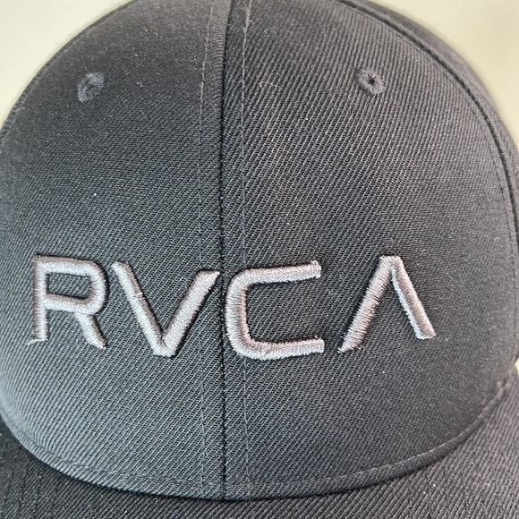 RVCA Wool Blend Mid Fit Embroidered Snap Back Cap Hat Black Grey One Size - Picture 3 of 9